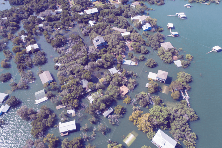 5 Ways Weather Data Impacts a Property's Risk Exposure