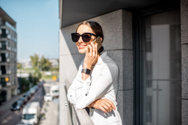 girl on her phone - telecom