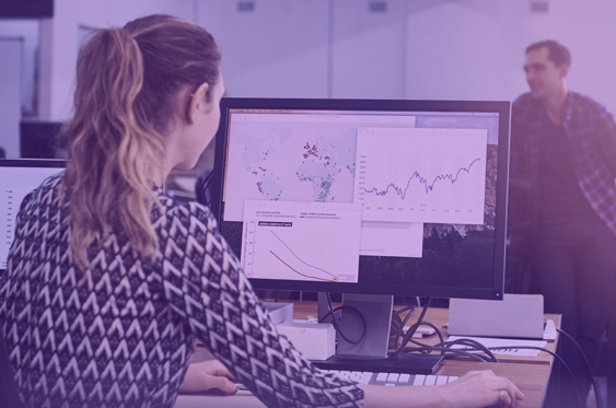Define what a knowledge or a property graph is